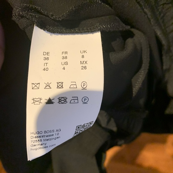 Hugo Boss peplum mock neck tee - Picture 6 of 6